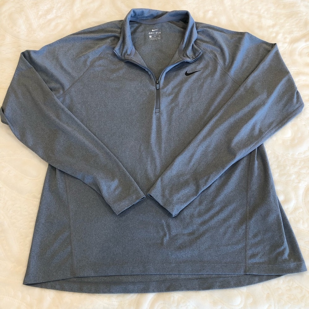 Nike Dri-Fit Gray Quarter-Zip Top Size XL (with thumb holes)